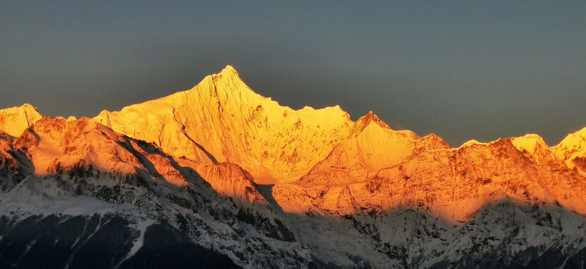 [프리미엄 순수 관광] 일출과 함께 빛나는 메이리 설산 국립공원 + 비래사(페이라이 사원) + 우농딩 | 8인승 비즈니스 소그룹