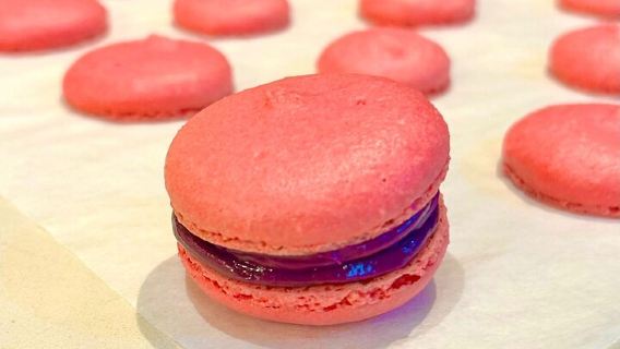 Atelier de macarons ludique pour les familles à Paris, primé