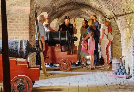 Fort St. Pieter Maastricht Underground Tour: Fortress, Tunnels & City Views