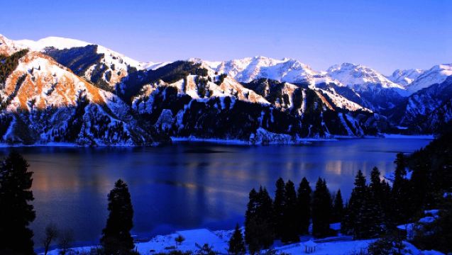 [Pure Enjoyment Tour] Urumqi • Tianchi Lake Half-Day Tour | Includes Round-Trip Transportation and Entrance Fee