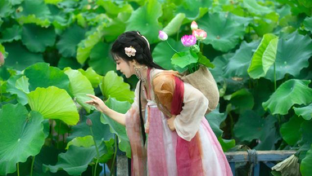 荔浦Trip Moments【攝影跟拍照片短影片宣傳片兒童親子家庭寫真婚紗底片全送/翻譯】