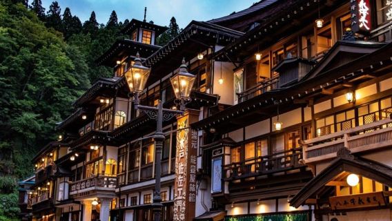 Sendai: Tour de Ginzan Onsen, teleférico de Zao y cráter Okama con almuerzo