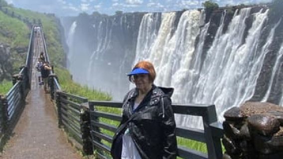 Victoria Falls: yksityiskierros Zimbabwe ja Sambia opastajalla