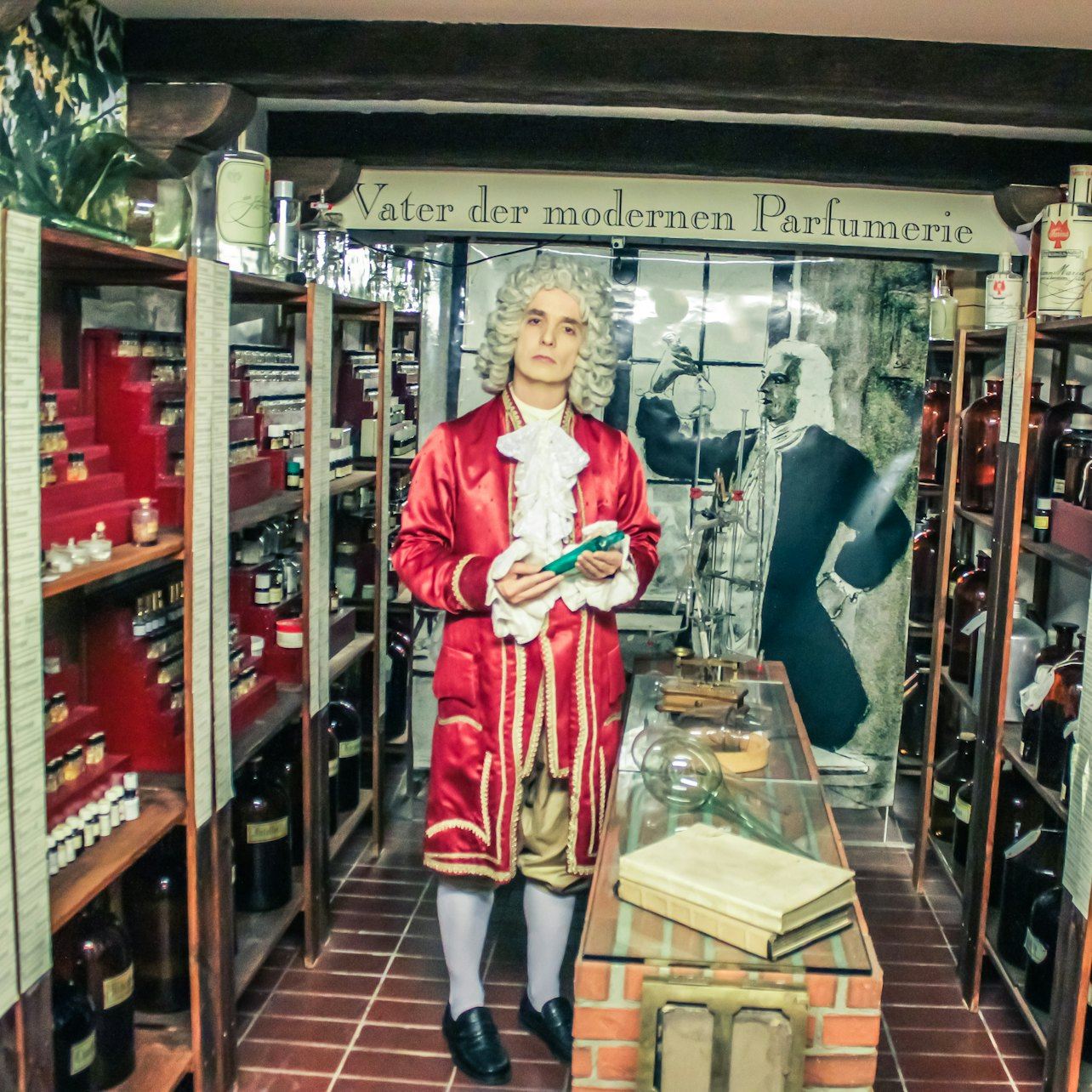 Farina Fragrance Museum Cologne: Public Historical Costumed Guided Tour