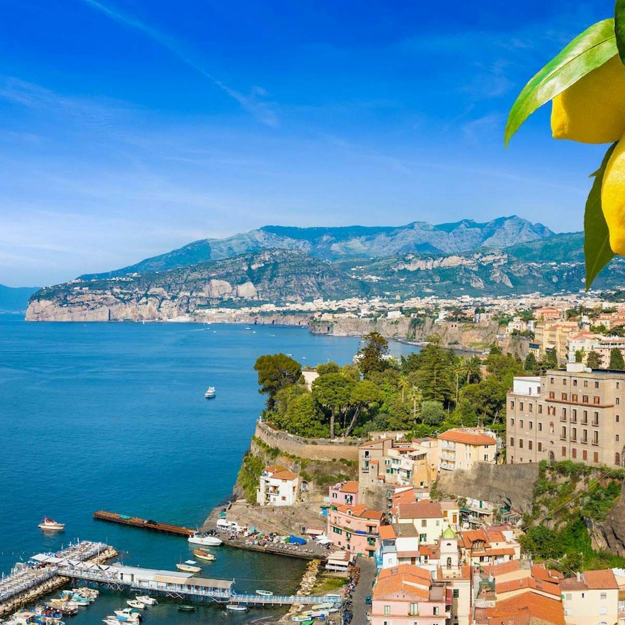 Amalfi Coast, Sorrento & Pompeii: Entry Ticket + Roundtrip From Naples