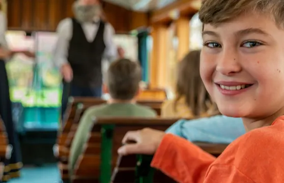 好時巧克力世界：電車工場成人