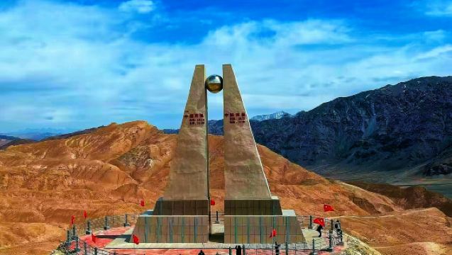 Lawatan Sehari di Kashgar Xinjiang + Tarikan Pelancongan Masa Kutub Barat China + Pertemuan Gunung Tianshan dan Kunlun, Pakej Persendirian