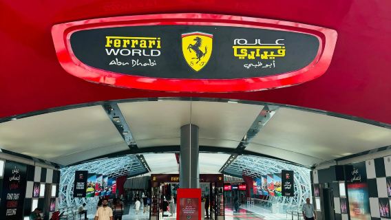 Pulau Abu Dhabi Yas, Ferrari World dan Sea World Day Tour dengan Chartered Car (Perkhidmatan Bahasa Cina dan Inggeris)