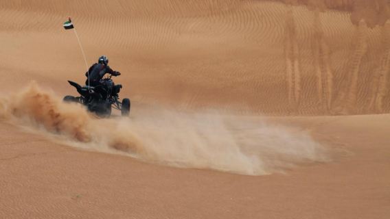 1 hora de safari en quad por el desierto de Dubái con conducción propia