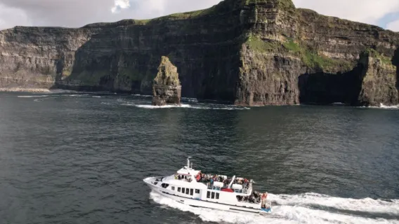 Cliffs of Moher & Aillwee Cave: Boat Tour from Dublin
