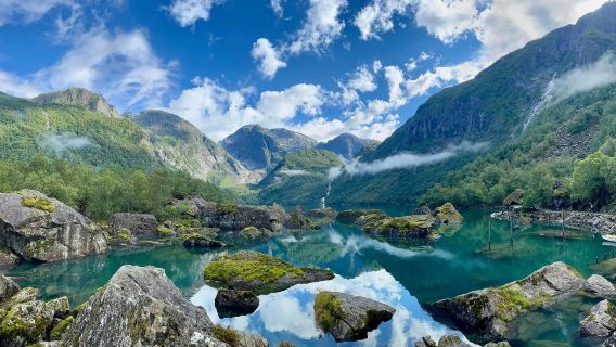 Bergen: Tasik Glasier Bondhus + Hardangerfjord + Feri Fjord + Makan Tengahari