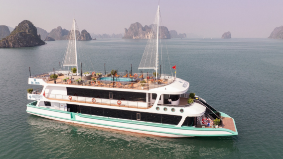 Amethyst Cruise – Scoperta di 7,5 ore della Baia di Halong con esperienza in grotta e isola