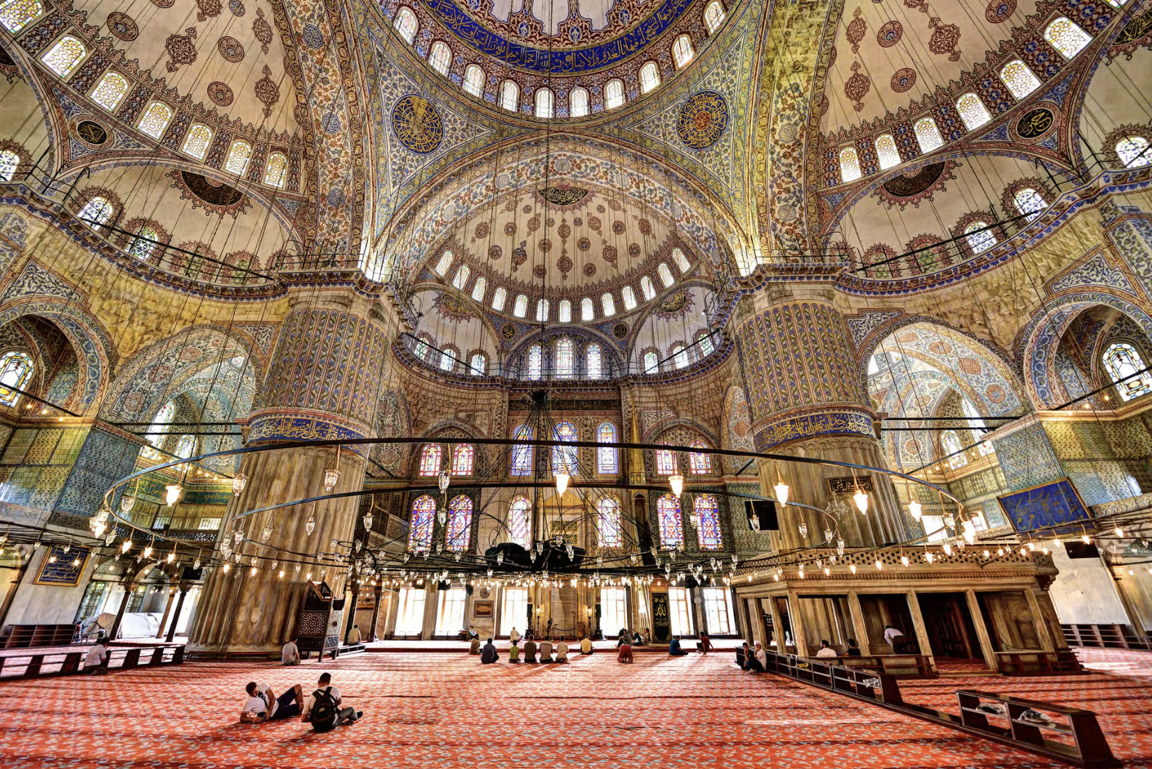 Istanbul private charter in Türkiye: Hagia Sophia + Grand Bazaar + Bosphorus