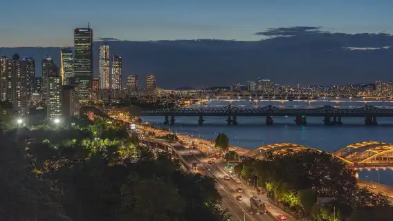 首尔夜游精选|广藏市场 传统市场美食 & 汉江夜景漫步