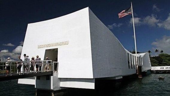 Honolulu: tour commemorativo della USS Arizona a Pearl Harbor