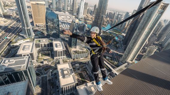 Sky Views Edge Walk Dubai & Burj Khalifa Tingkat 124/125 - Pakej Bukan Utama dengan Pemanduan