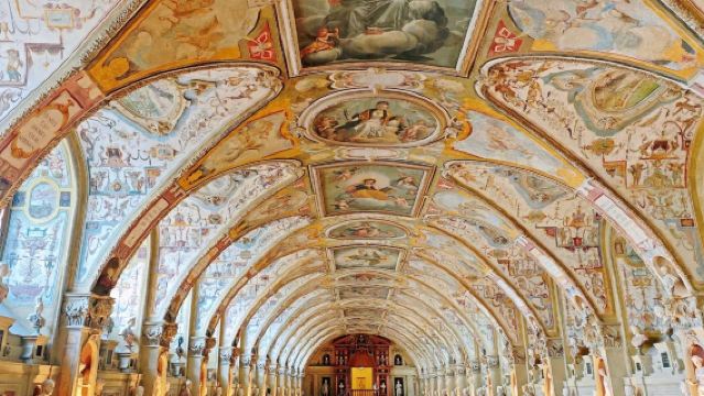 德國慕尼黑王宮+瑪利亞廣場+寶馬博物館+英國花園【包車優選】