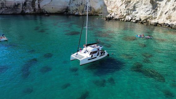 Cagliari: Catamaran Trip with 3 Stops and Prosecco Toast