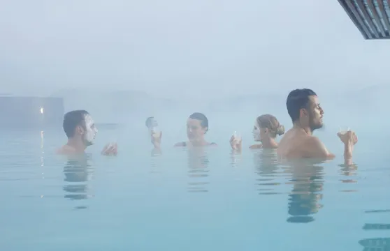 藍湖：舒適門票 + 接送服務