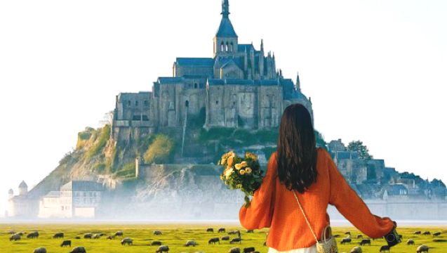 Pakej lawatan sehari 8 orang dalam bahasa Cina ke Mont Saint-Michel dengan pengangkutan hotel termasuk tiket masuk dan pergi-balik dari Paris