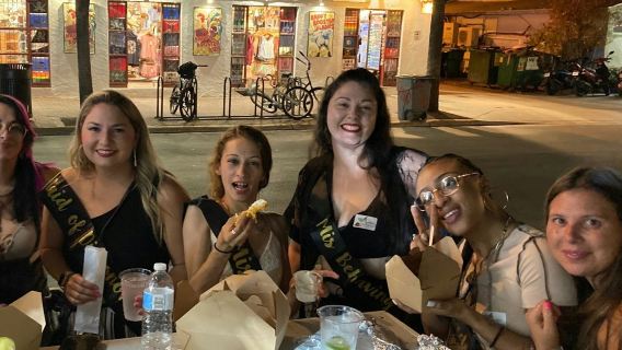 Bone Island: Tur Pub Berhantu & Tur Hantu