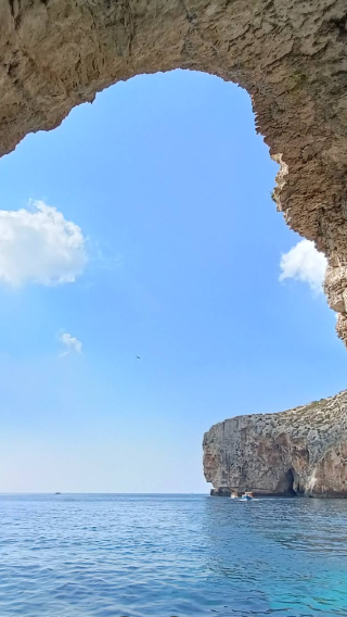 1-day private chartered tour to Blue Grotto, Mdina Old City Fortress, Had-Dingli cliffs and Valletta old city