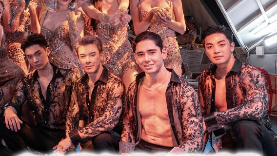 Pattaya Oriental Princess Cruise Ship Oriental Carnival Hai Tian Sheng Yan Male Model Cruise Restaurant Third Floor Deck