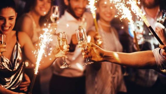 Cena di Capodanno con vista sui fuochi d'artificio al ristorante di pesce di Sydney Harbour (cena a 5 portate)|Due fuochi d'artificio) Harbourfront Seafood Restaurant