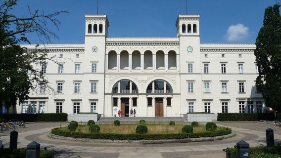 Berlin audio guide with TravelMate app