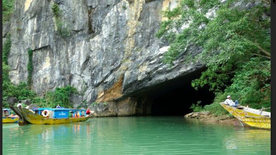 Full-day tour from Hue - Phong Nha cave and cruise