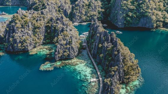 Coron Island Island Hopping Tour B in the Philippines | Barracuda Lake + Smith Beach + Lunch + Transfer