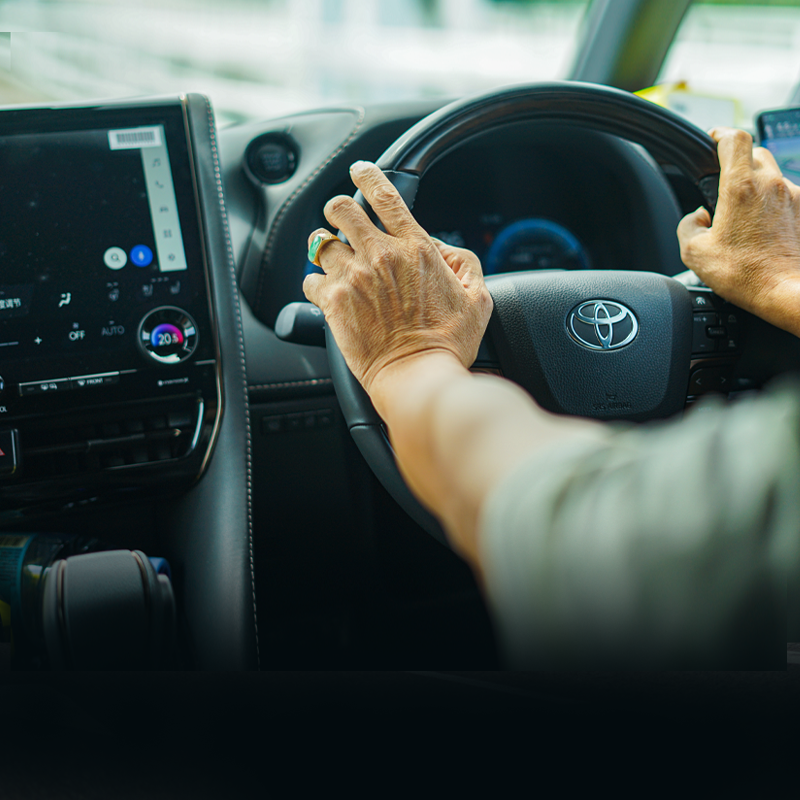 เหมารถแบบกำหนดเองในมาเก๊า [บริการรับส่งสนามบินและโรงแรมข้ามพรมแดน] เหมารถข้ามพรมแดนในเขตกว่างโจว-ฮ่องกง-มาเก๊า บริการเหมารถข้ามพรมแดนในหลายพื้นที่ เช่น เซินเจิ้น กว่างโจว ฮ่องกง จูไห่ ฝอซาน ฮุ่ยโจว ดองกวน จงซาน และเจียงเหมิน