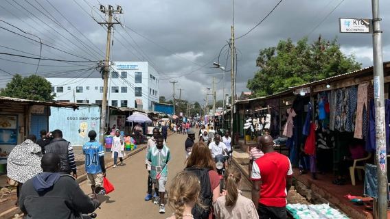 Nairobi : visite du bidonville de Kibera avec des entrepreneurs sociaux locaux