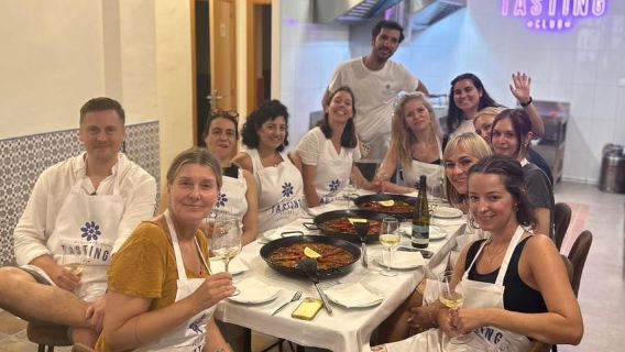 Alicante Paella Cooking Class, Tapas, Drinks and Market