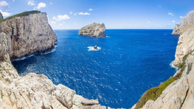 Alghero: Visit to the Nuraghe Palmavera and Porto Conte Park