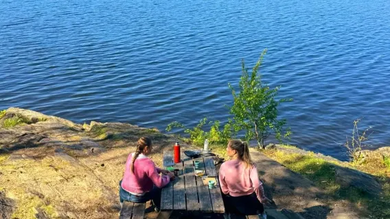 Oslo: Excursión por el bosque con perro y guía local