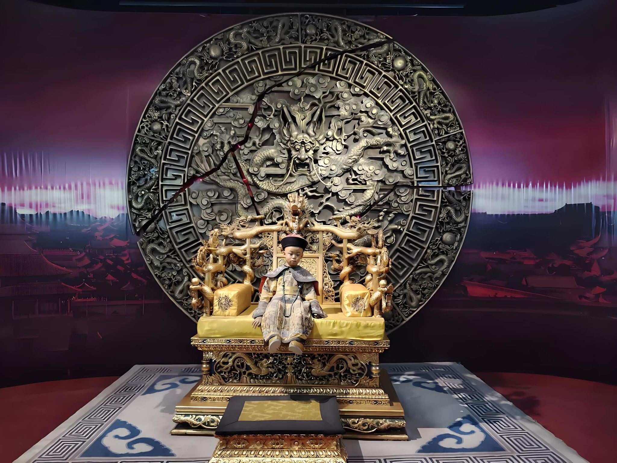 Museum of the Imperial Palace of Manchukuo + Xinmin Avenue + Former Site Museum of Changchun Film Studio + The Hill 1-day tour