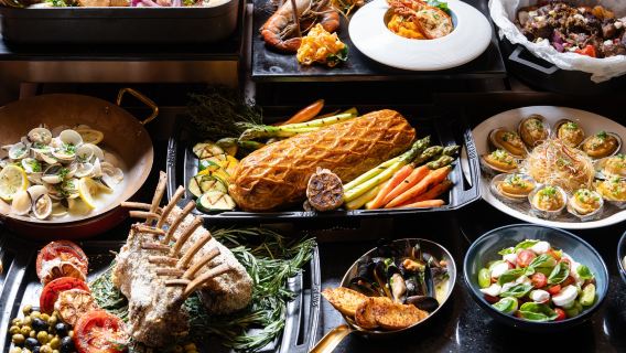 Prasmanan/Makan Siang/Makan Malam "Seasons Restaurant" di Four Seasons Hotel Macau Belcanção