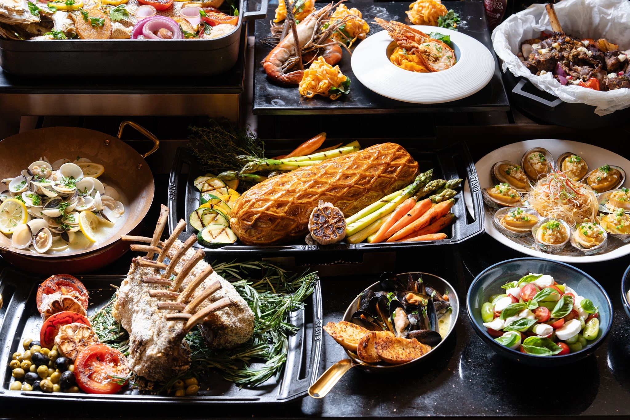 Buffet Lunch & Buffet Dinner at Belcanção Restaurant, Four Seasons Macau