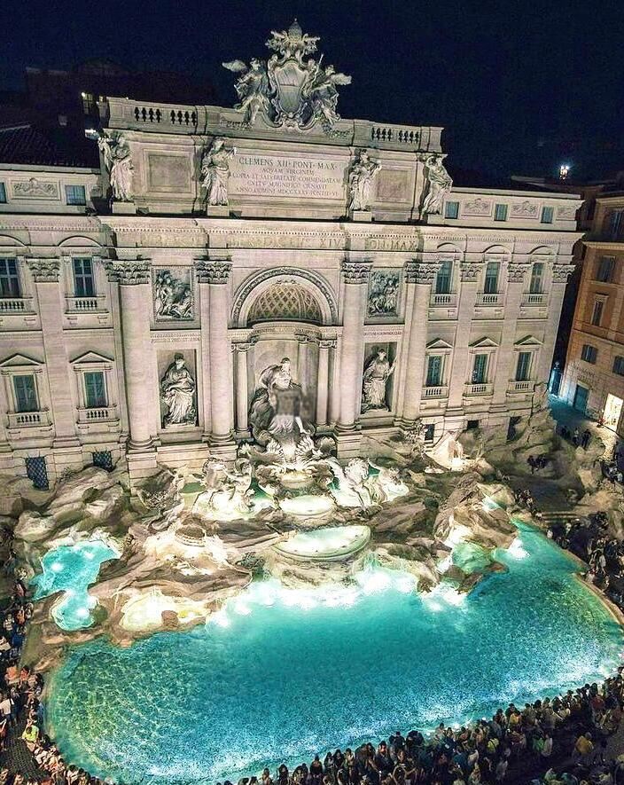 Rome Night Tour: Pantheon & Trevi Fountain with Small Group (Max 15)