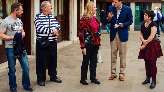 Venice: City Highlights Tour with St Mark's and Gondola Ride