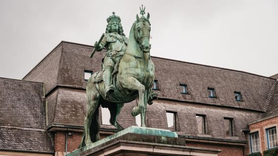 Düsseldorf: Geführte Kunst- und Kulturtour mit einem Einheimischen
