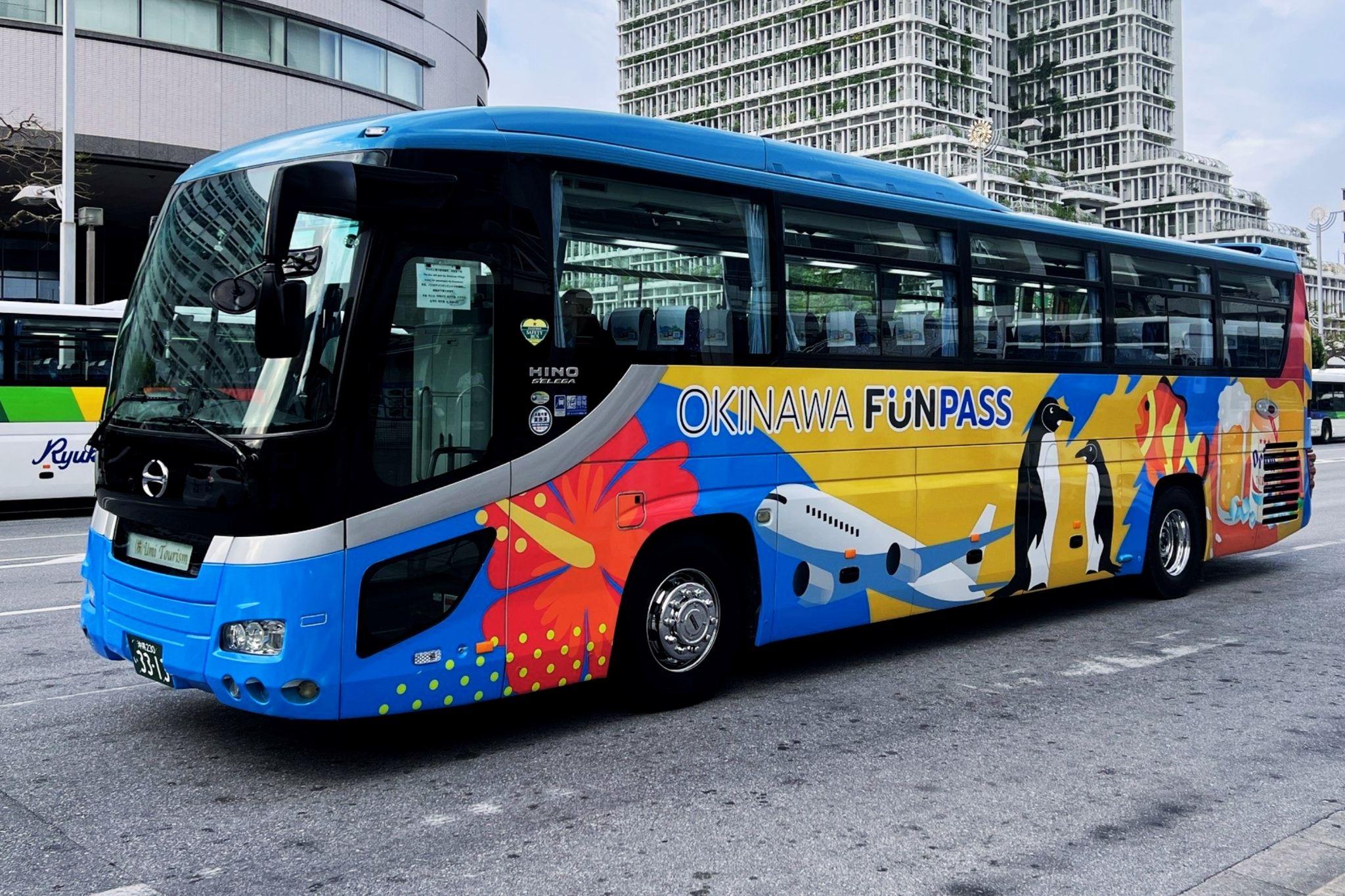 รถบัสช่วงเวลาจำกัดในโอกินาว่า | ออกเดินทางตอนเที่ยง: ศาลเจ้านามิโนะอุเอะ × ประภาคารซัมปะมิซากิ × หมู่บ้านอเมริกัน × งานแสงสีที่สวนพฤกษศาสตร์ตะวันออกเฉียงใต้