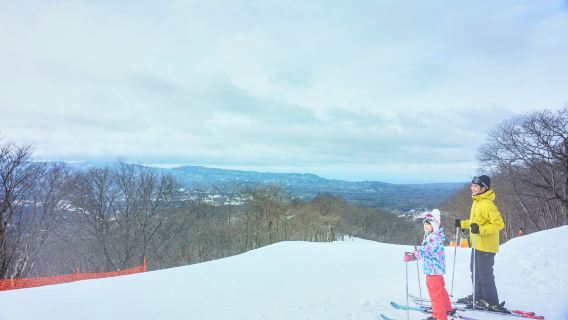 [Nikmati penawaran lebih baik daripada membeli tiket di tempat] kereta gantung Resor Ski Nagano Karuizawa Prince Hotel + Sewa Peralatan Ski (Tiket 1 Hari)