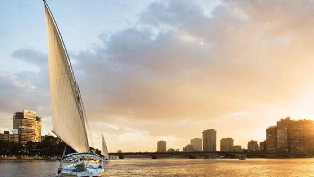 Felucca-tocht op de Nijl in het Gouvernement Caïro
