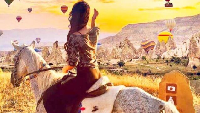 Cappadocia: Horse Riding Tour in Göreme Valley