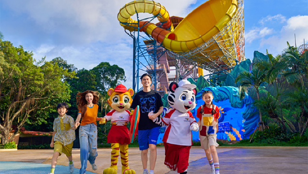 Guangzhou Chimelong Water Park Day Trip + Early Bird/Evening Ticket/Family Ticket