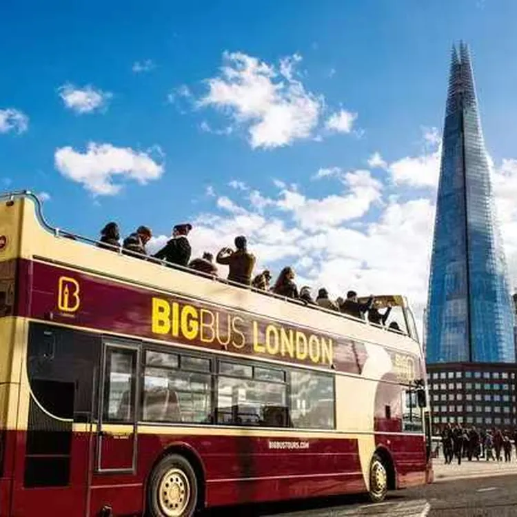 ロンドンBig Bus乗り降り自由の観光バス（2階建てバス+乗り降り自由+