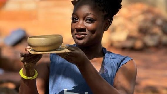 Accra: Pottery Making Workshop with Local Artists
