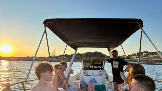 Sunset Boat Tour to the Caves with Aperitif & Swim Stop